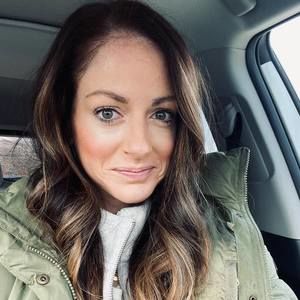 Meet your Posher, Stefanie